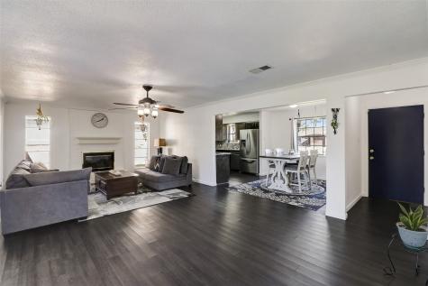 1409 Parkwest Street Texas City TX 77591