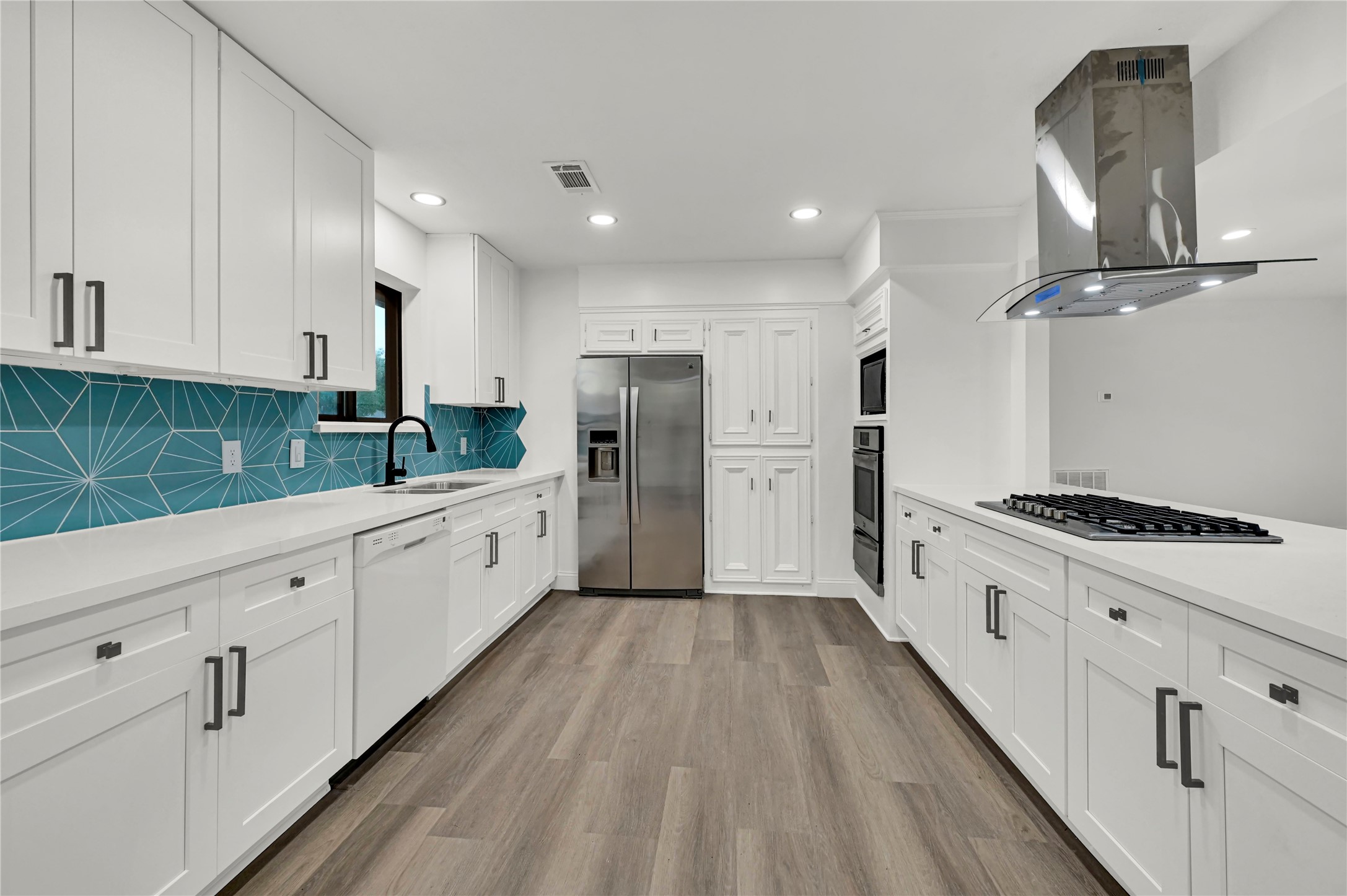 2504 Mulberry Lane Pasadena TX 77502
