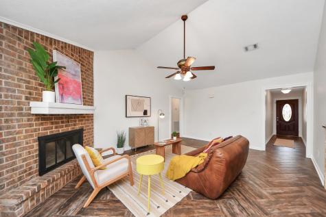 2314 Colonial Court S League City TX 77573