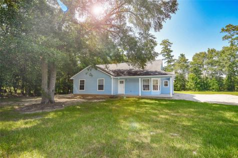 168 County Road 308 Cleveland TX 77327