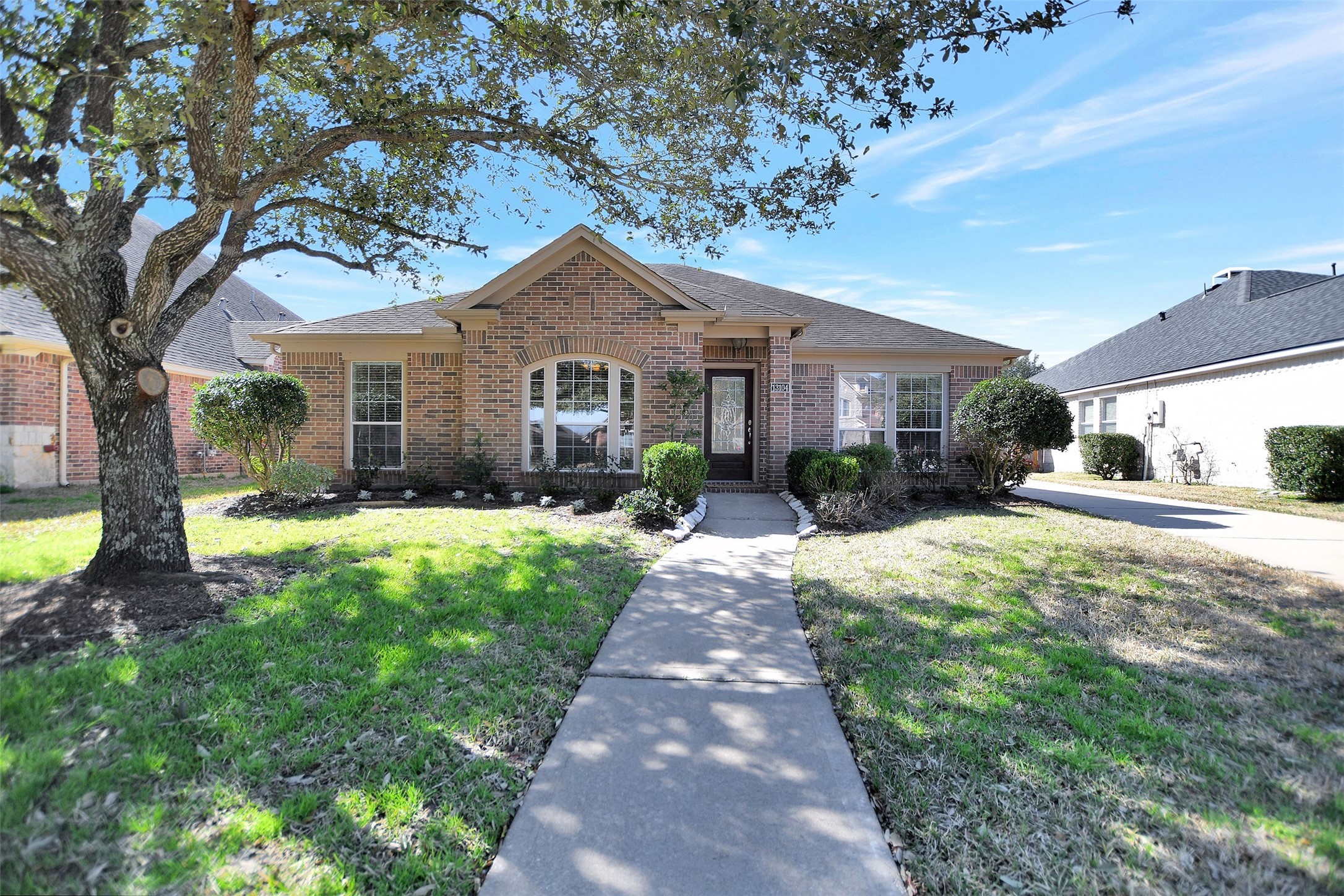 13104 Cambridge Shores Court Pearland TX 77584