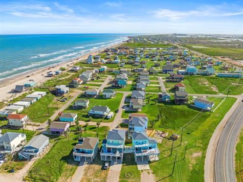 622 Crane Court Surfside Beach TX 77541