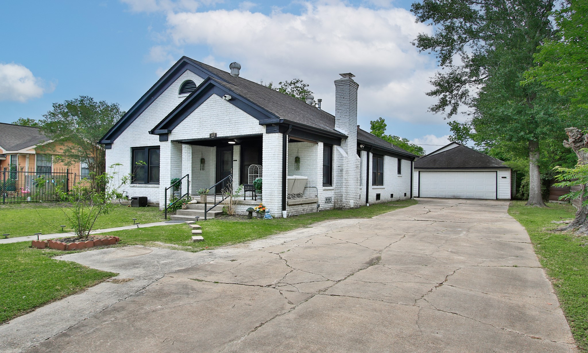 7010 Kinney Street Houston TX 77087