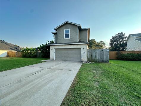405 N Amherst Drive West Columbia TX 77486