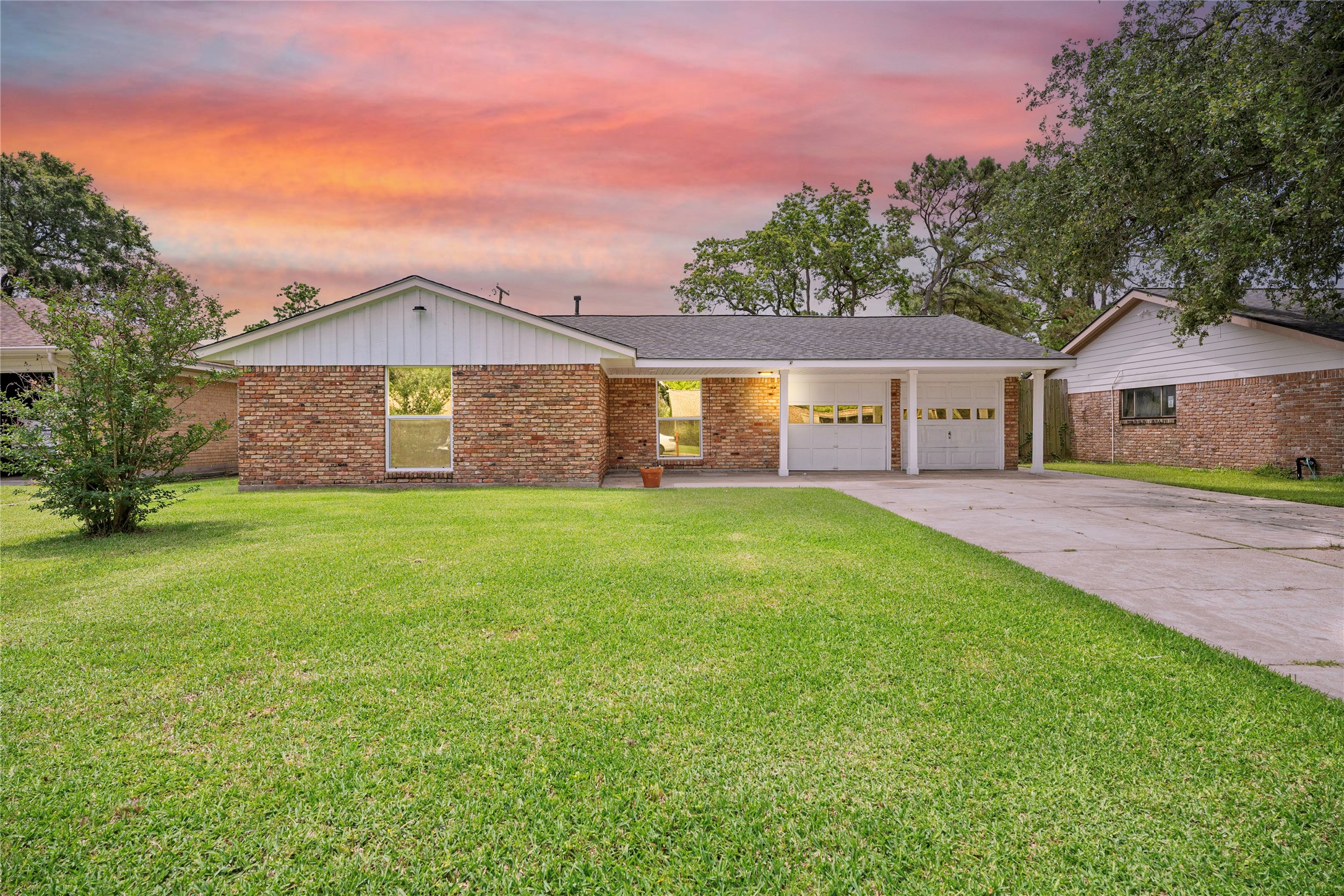 2113 22nd Avenue N Texas City TX 77590