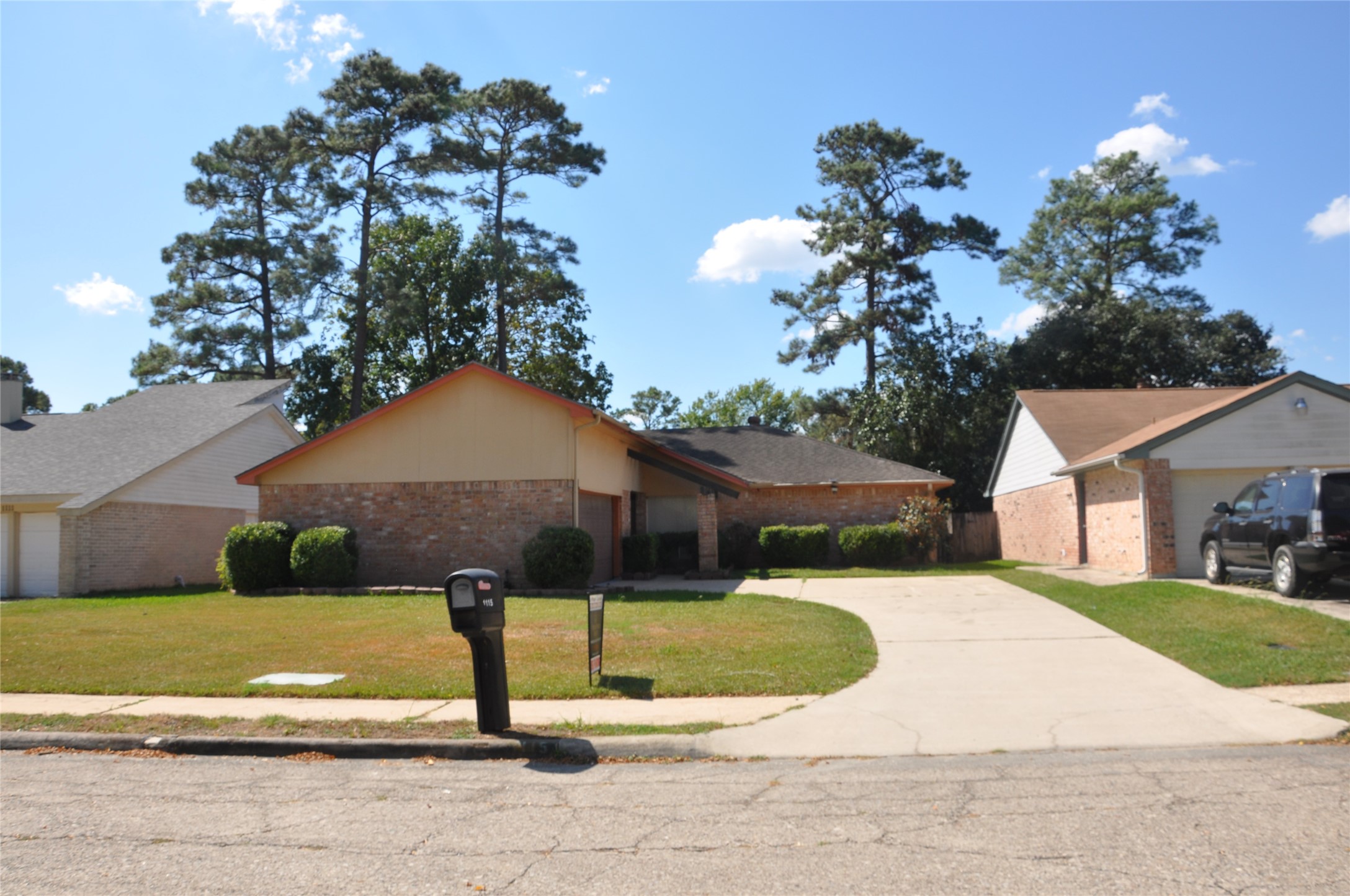1115 Harpings Way Crosby TX 77532