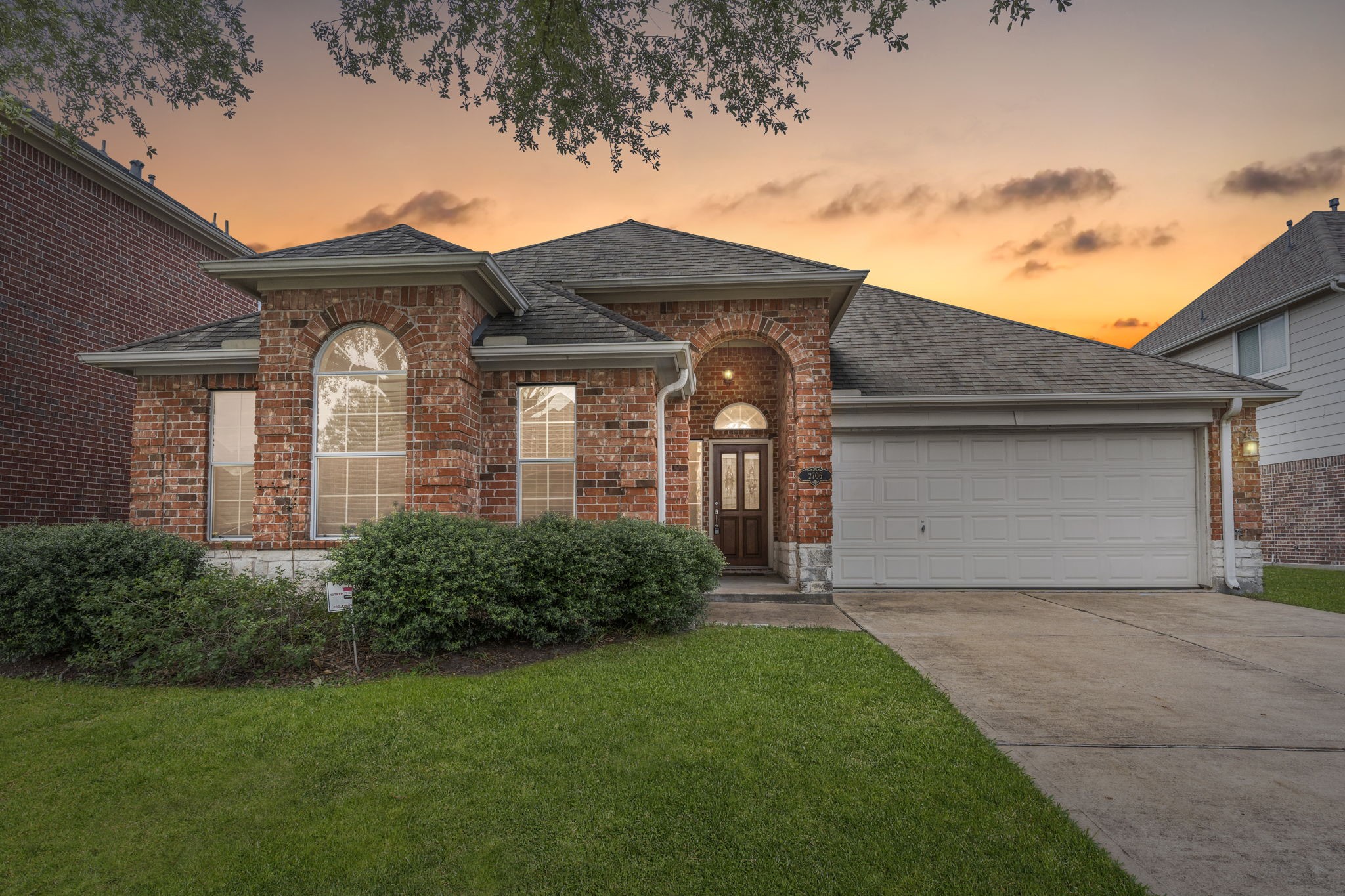 2706 Ridgeglen Lane Houston TX 77082