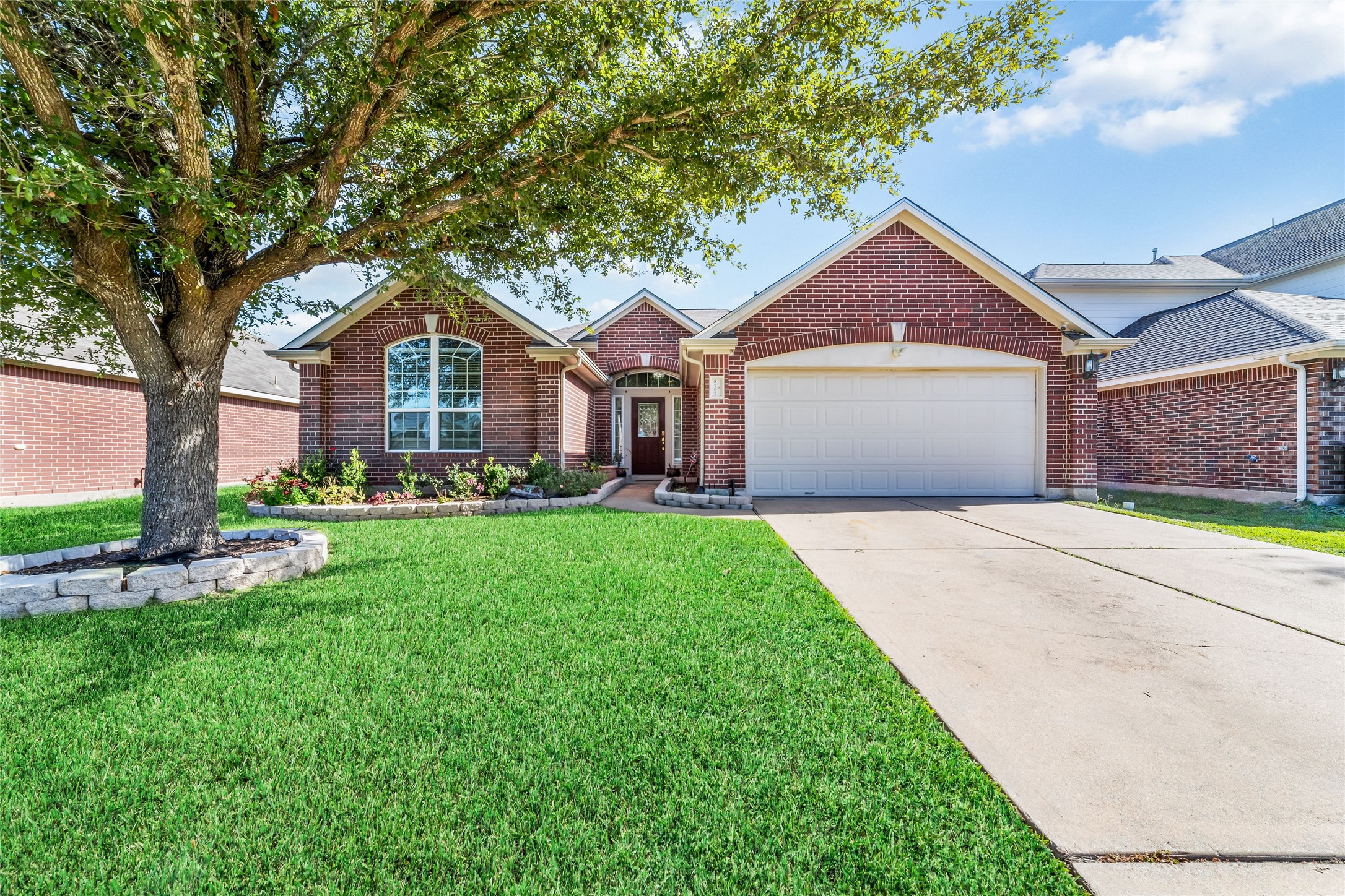 8707 Petersburg Lane Houston TX 77083