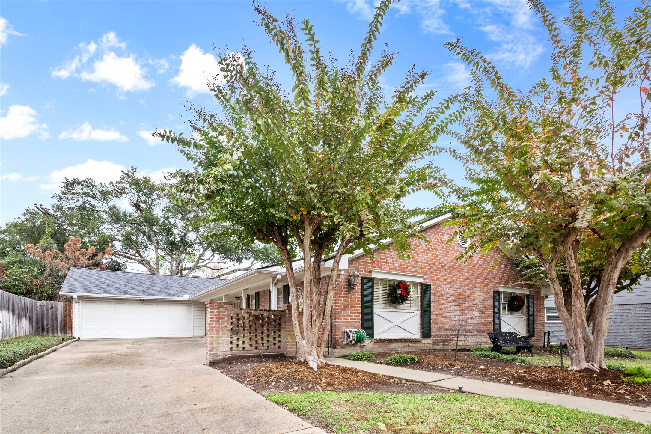 12514 Woodthorpe Lane Houston TX 77024