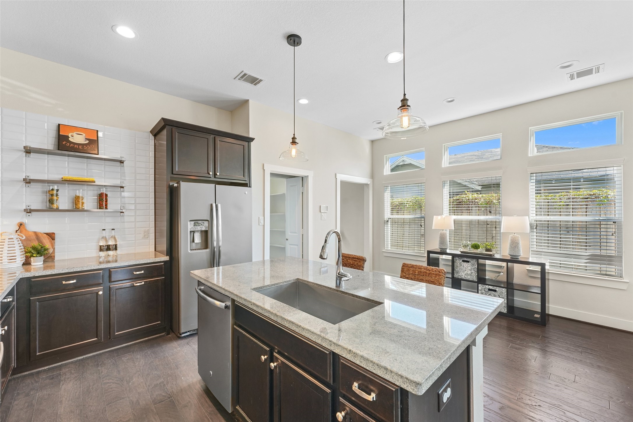 824 W 20th Street Houston TX 77008