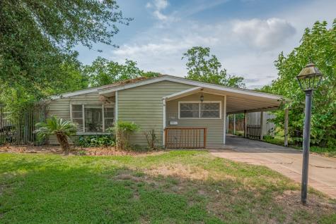 6937 Burgess Street Houston TX 77021