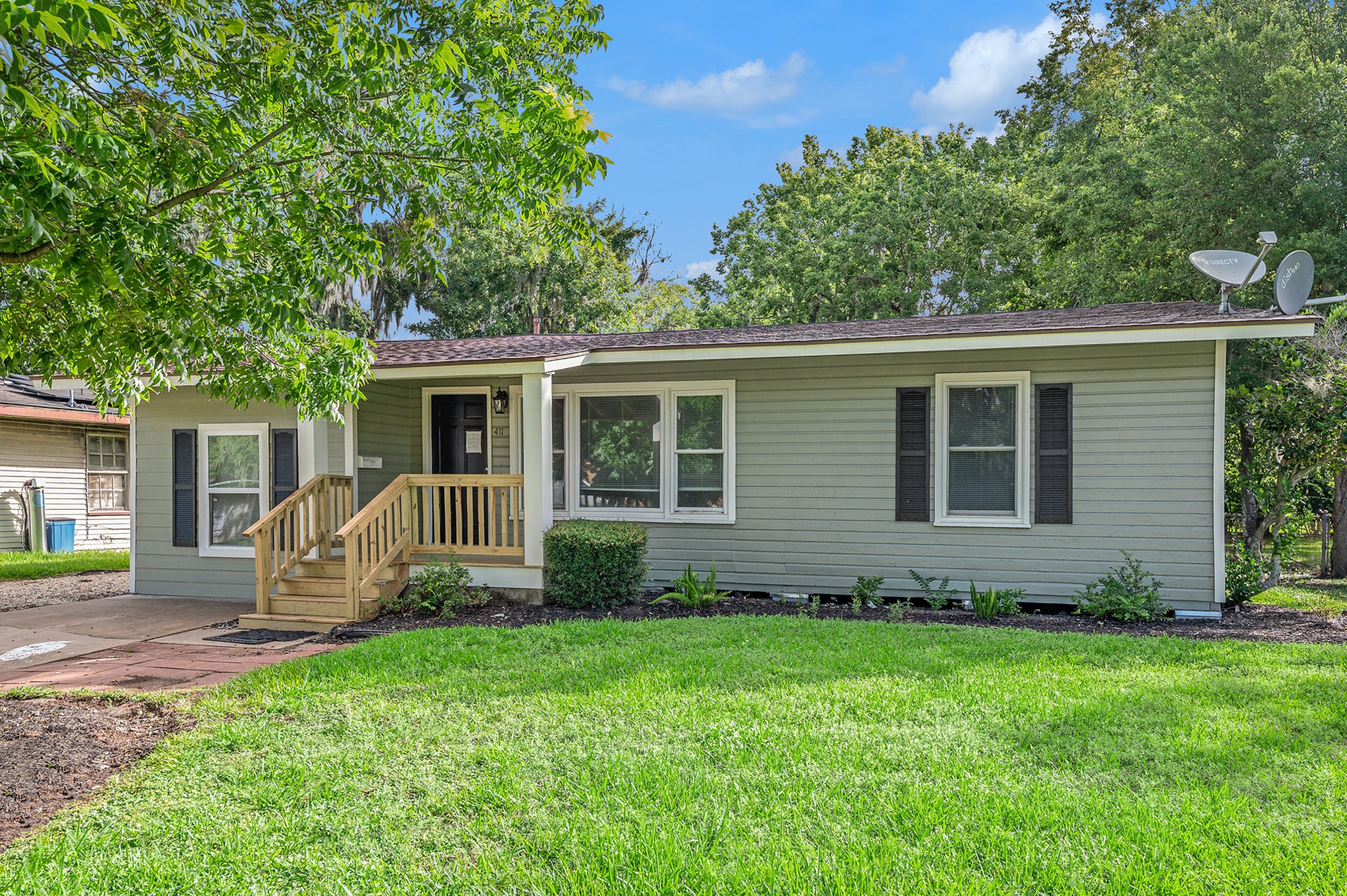 411 Winding Way Street Lake Jackson TX 77566