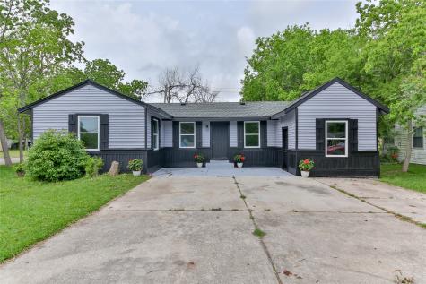 622 S Kansas Street La Porte TX 77571