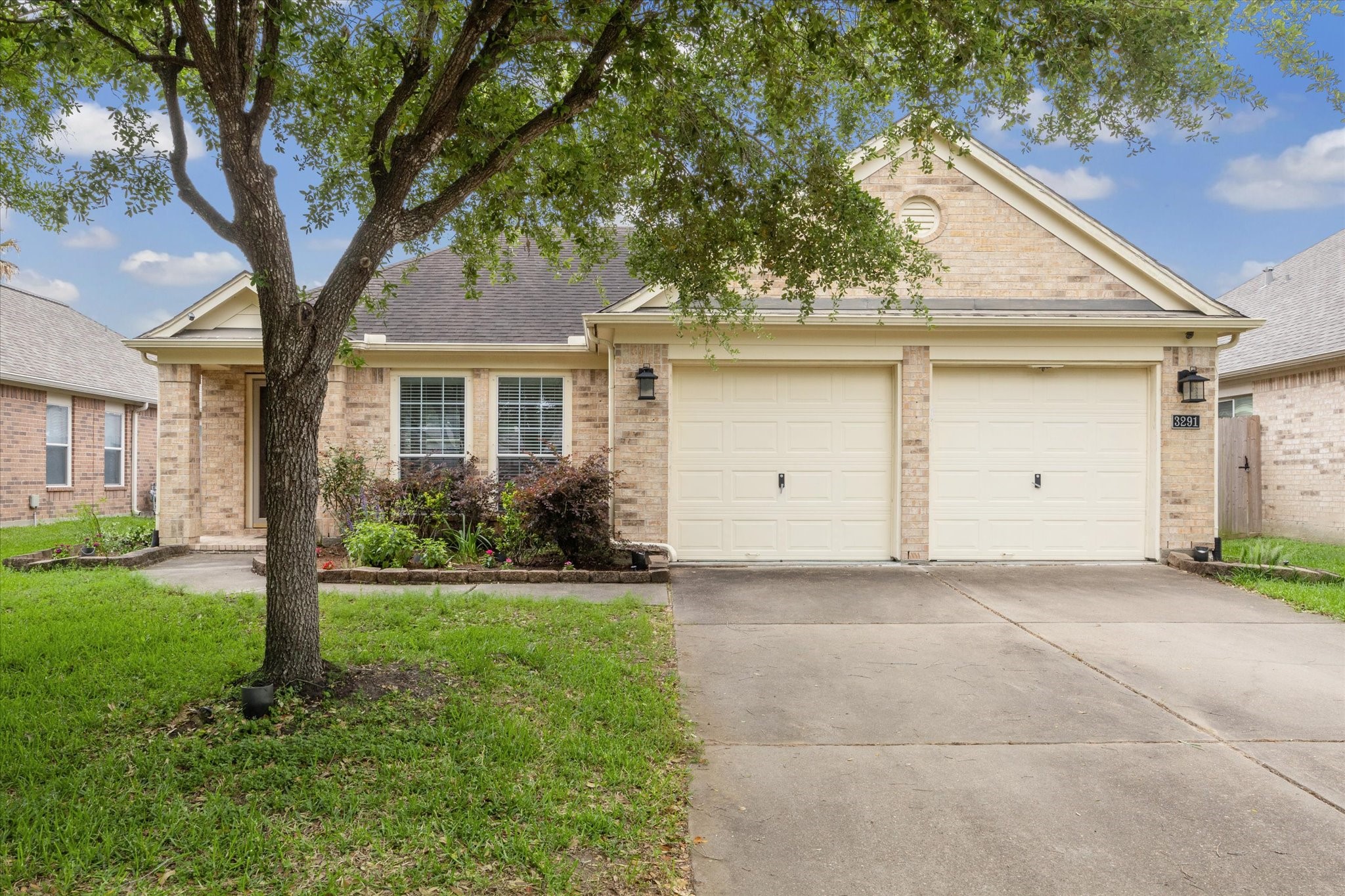 3291 Bend Cove Court League City TX 77573
