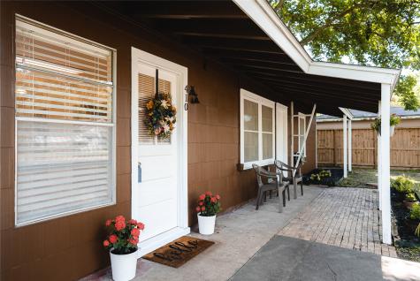 410 Pin Oak Street Alvin TX 77511