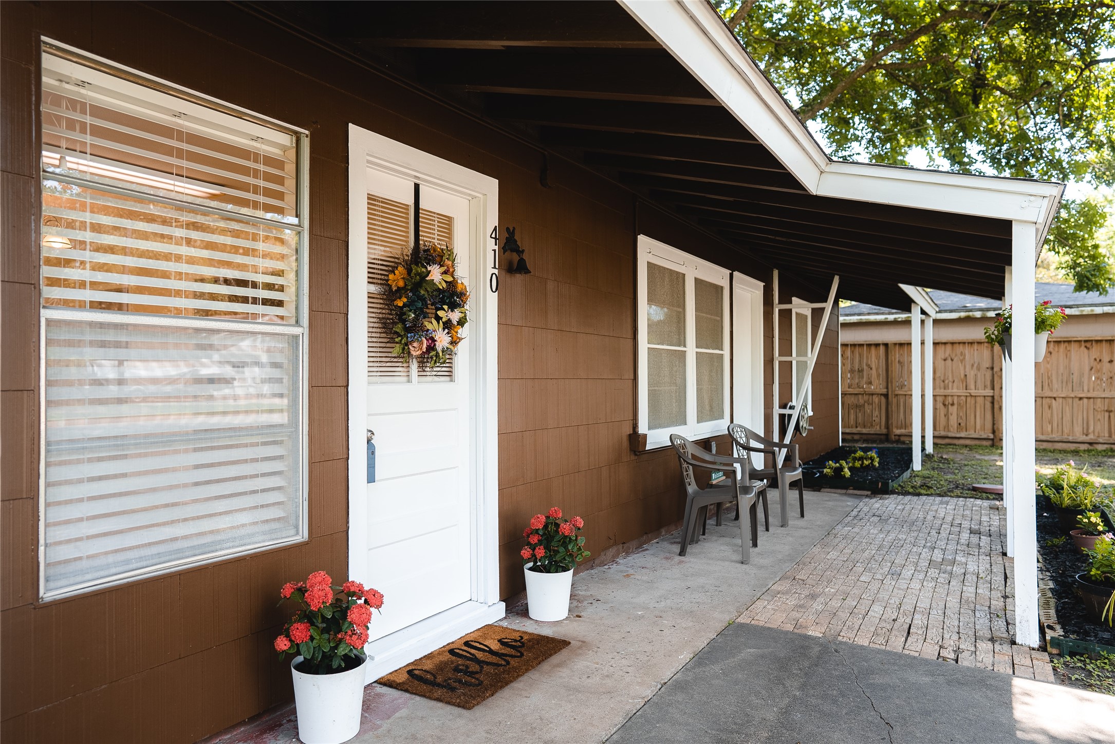 410 Pin Oak Street Alvin TX 77511