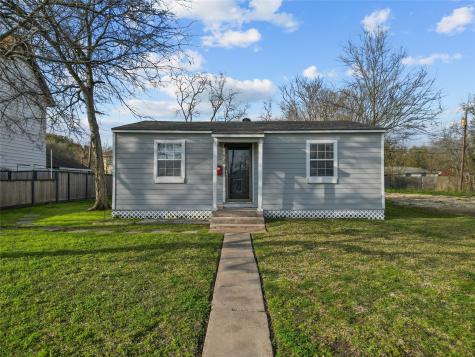 916 14th Avenue N Texas City TX 77590