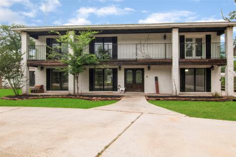 18022 Rogers Road New Waverly TX 77358