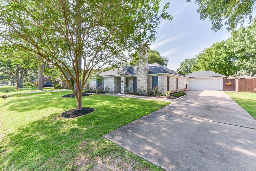 5917 T Street Katy TX 77493