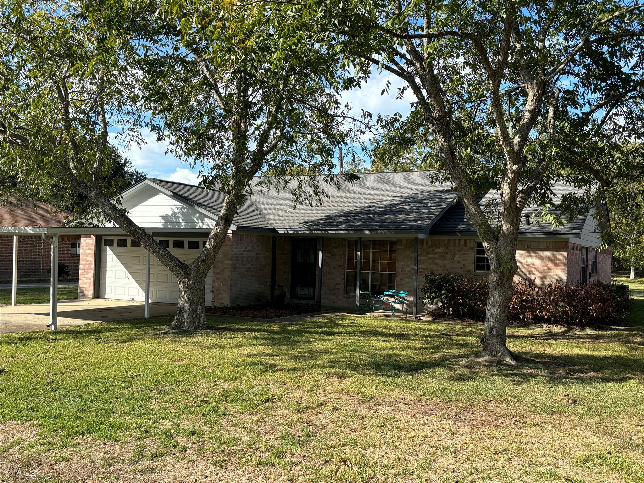414 Julie Lane Highlands TX 77562