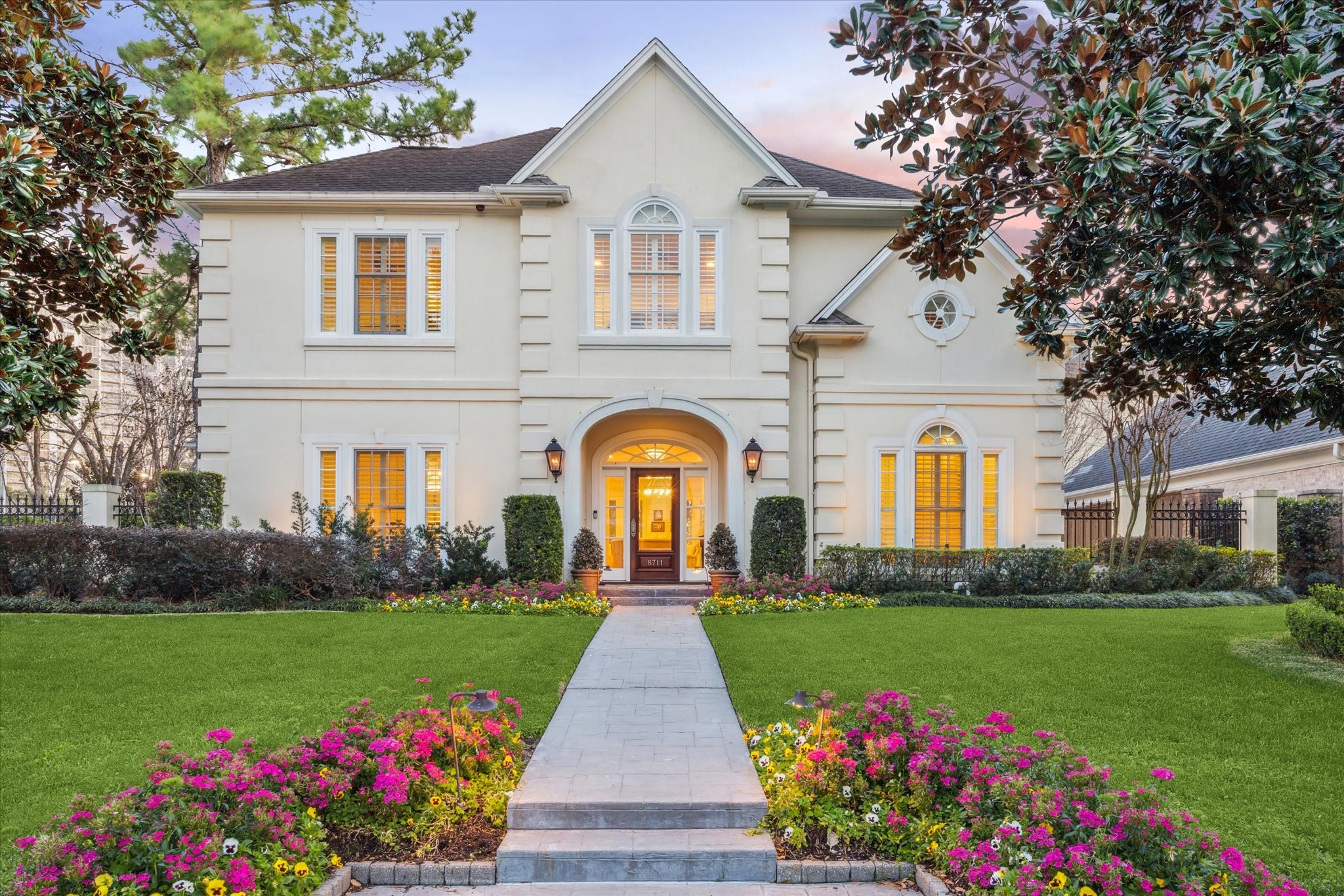 8711 Pasture View Lane Houston TX 77024