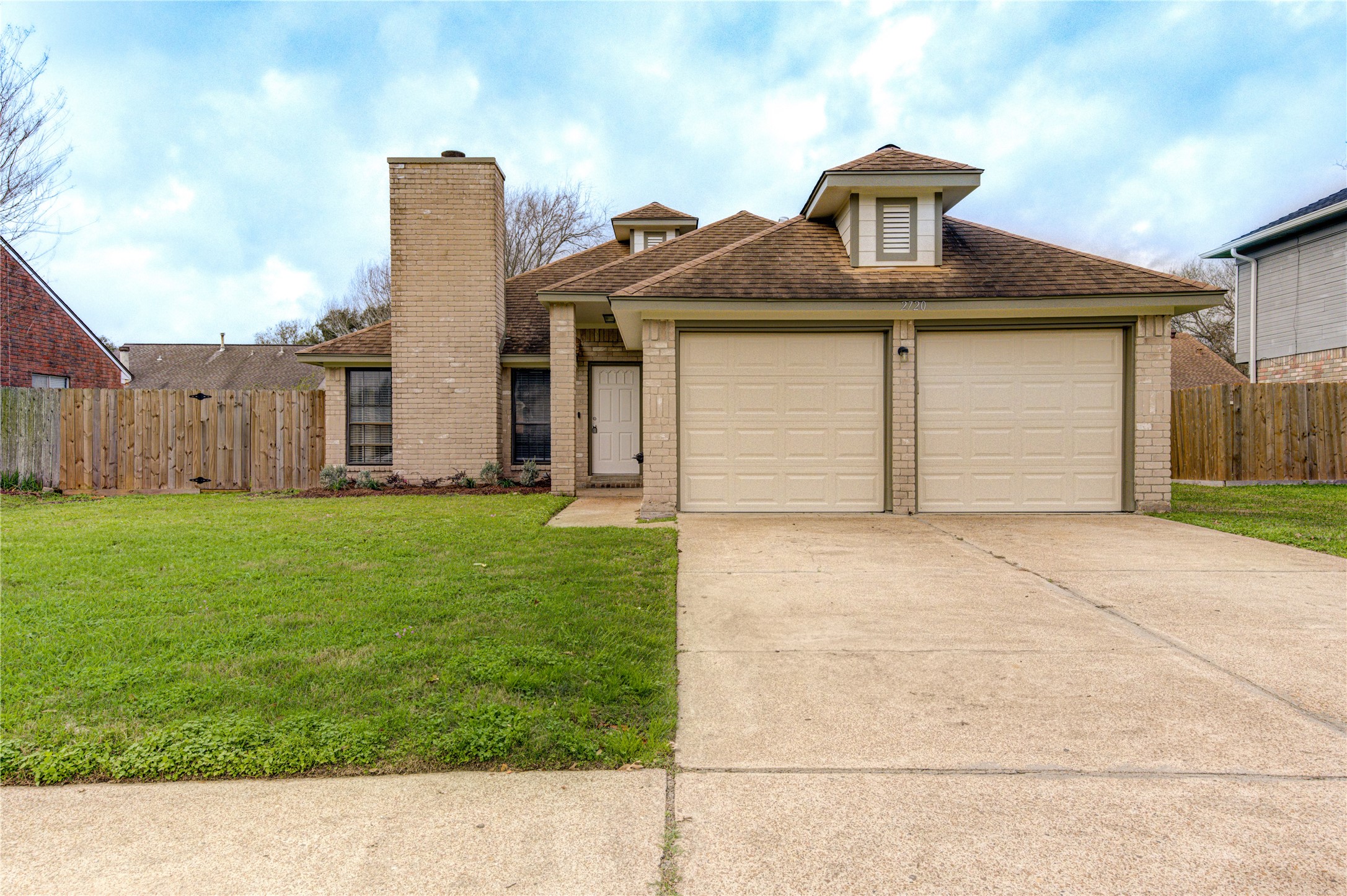 2720 Holly Springs Drive Pearland TX 77584