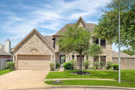 1010 Sapling Crest Court Fresno TX 77545