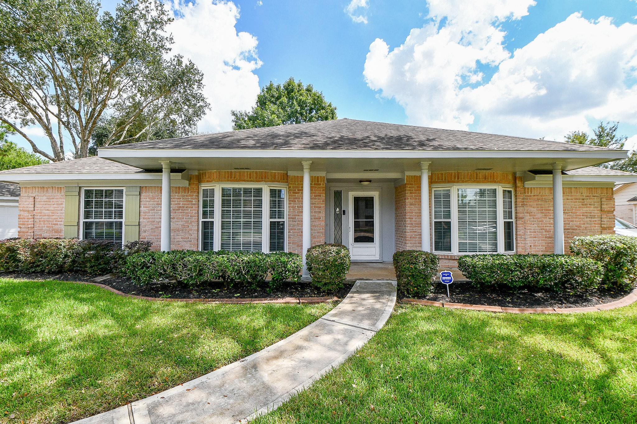 2407 Meadow Way Drive Missouri City TX 77459