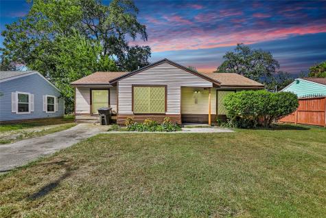 37 Penway Street Houston TX 77022