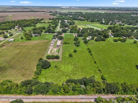 118 Cedar Vale Road Bay City TX 77414