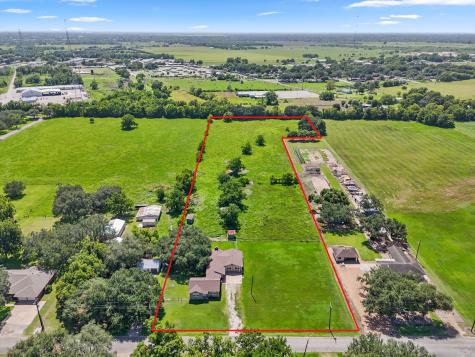 118 Cedar Vale Road Bay City TX 77414