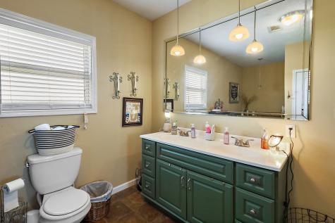 13659 Todd Road Winnie TX 77665