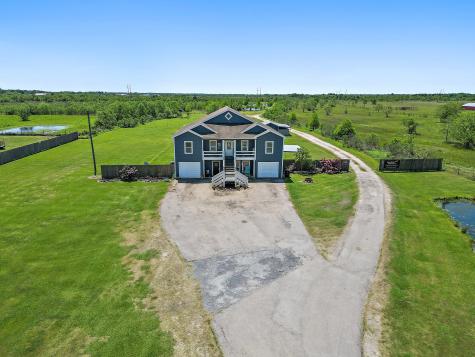 13659 Todd Road Winnie TX 77665