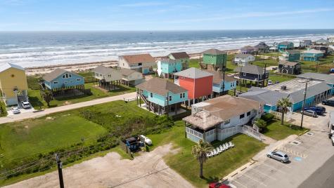 17514 Bristow Drive Galveston TX 77554