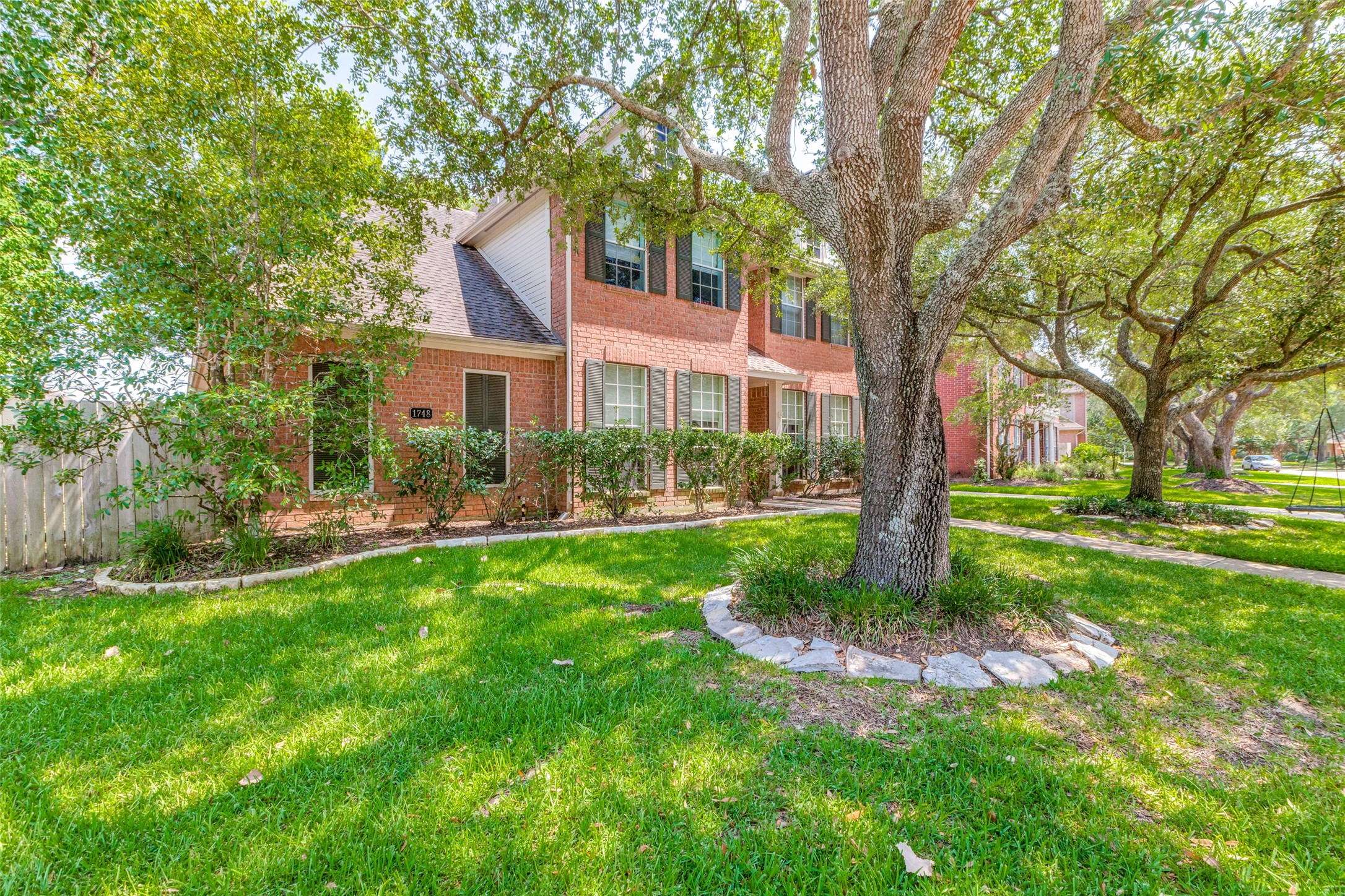 1748 Crescent Green Drive Houston TX 77094