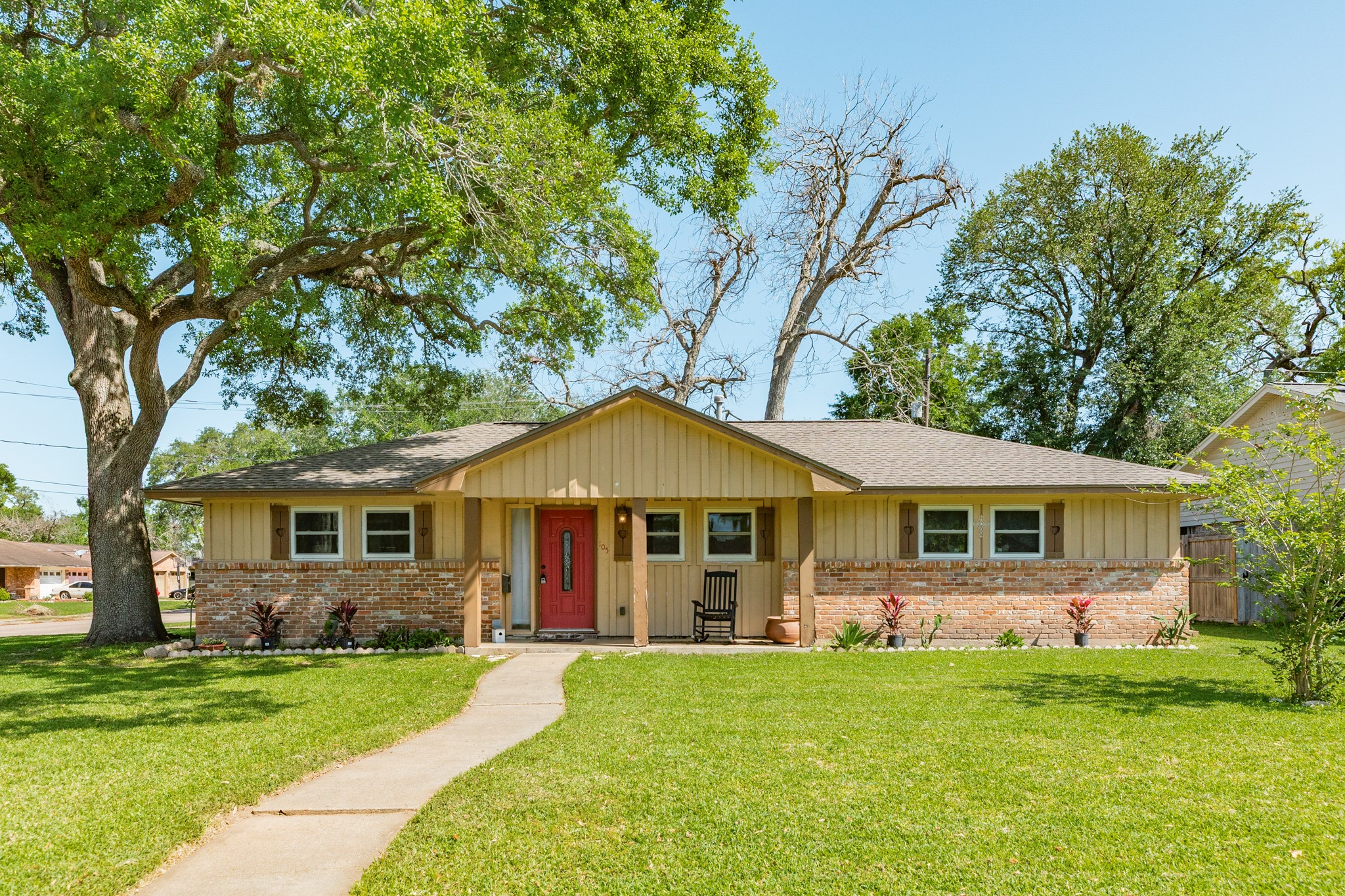 105 Mulberry Street Lake Jackson TX 77566