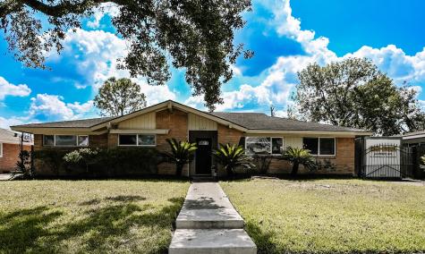 4139 Mischire Drive Houston TX 77025