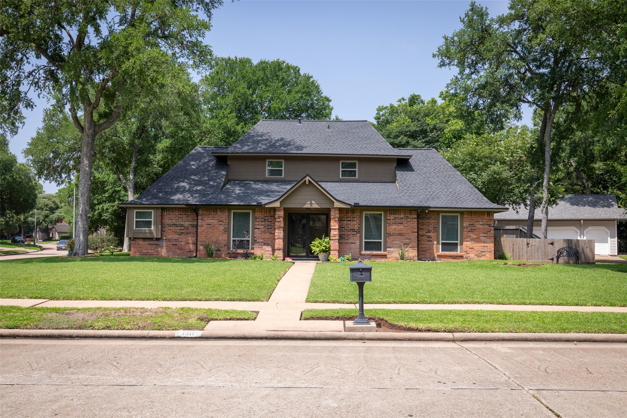 1911 Kingsmill Lane Richmond TX 77406