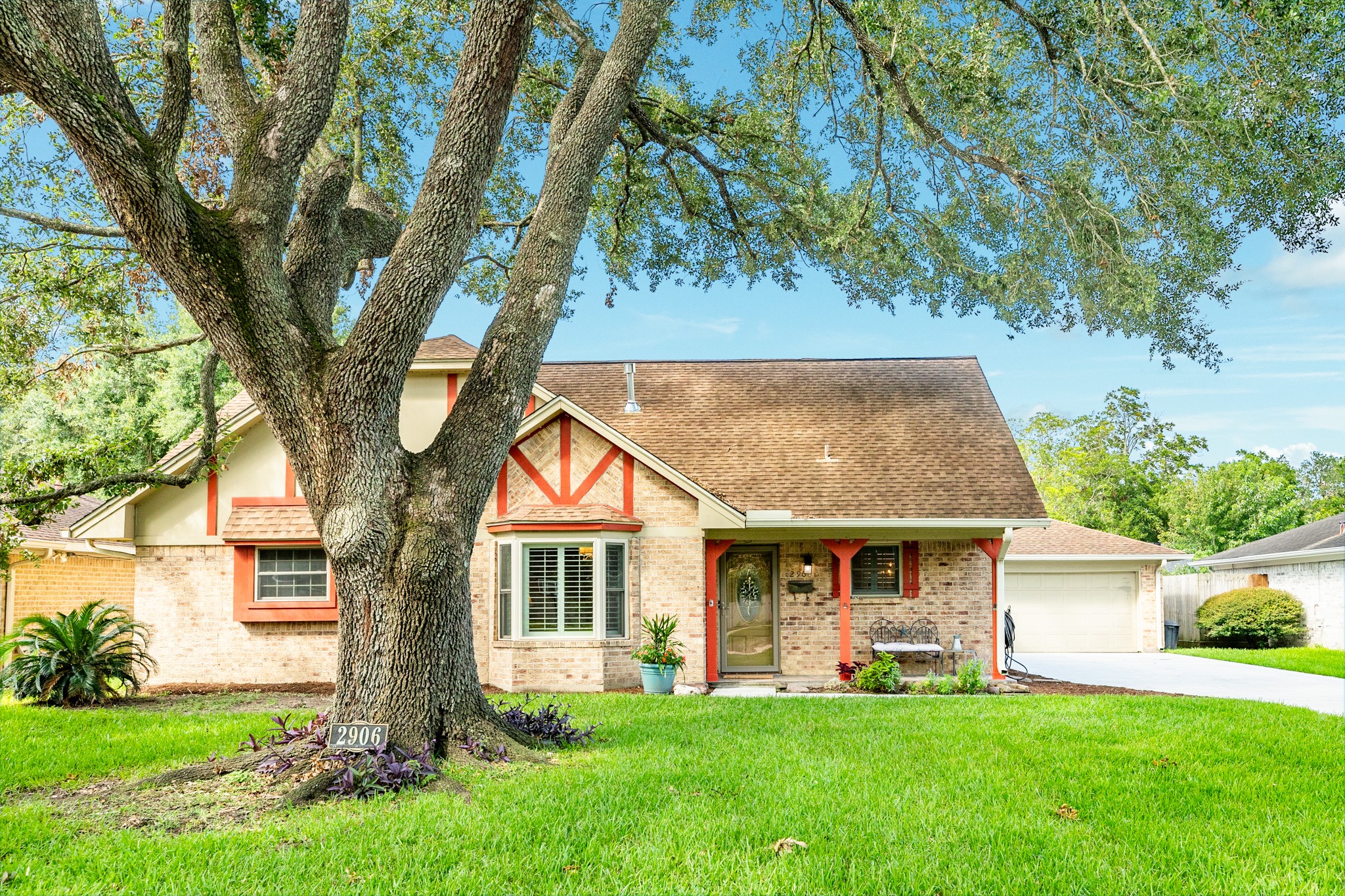 2906 Castle Court Pearland TX 77581