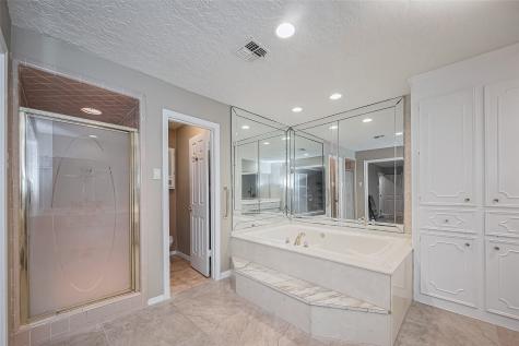 4015 Black Locust Drive Houston TX 77088