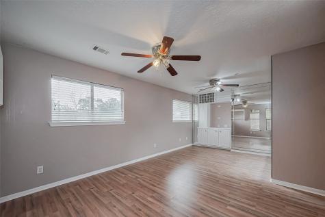 4015 Black Locust Drive Houston TX 77088