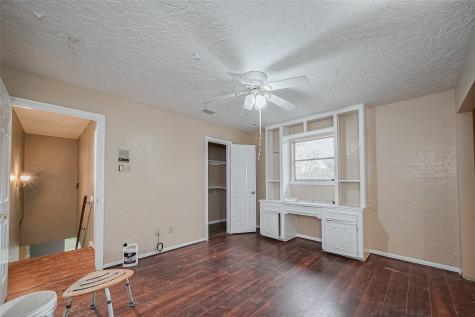4015 Black Locust Drive Houston TX 77088