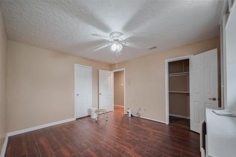 4015 Black Locust Drive Houston TX 77088