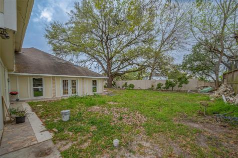 4015 Black Locust Drive Houston TX 77088
