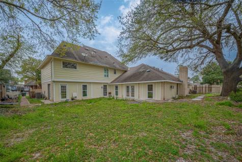 4015 Black Locust Drive Houston TX 77088