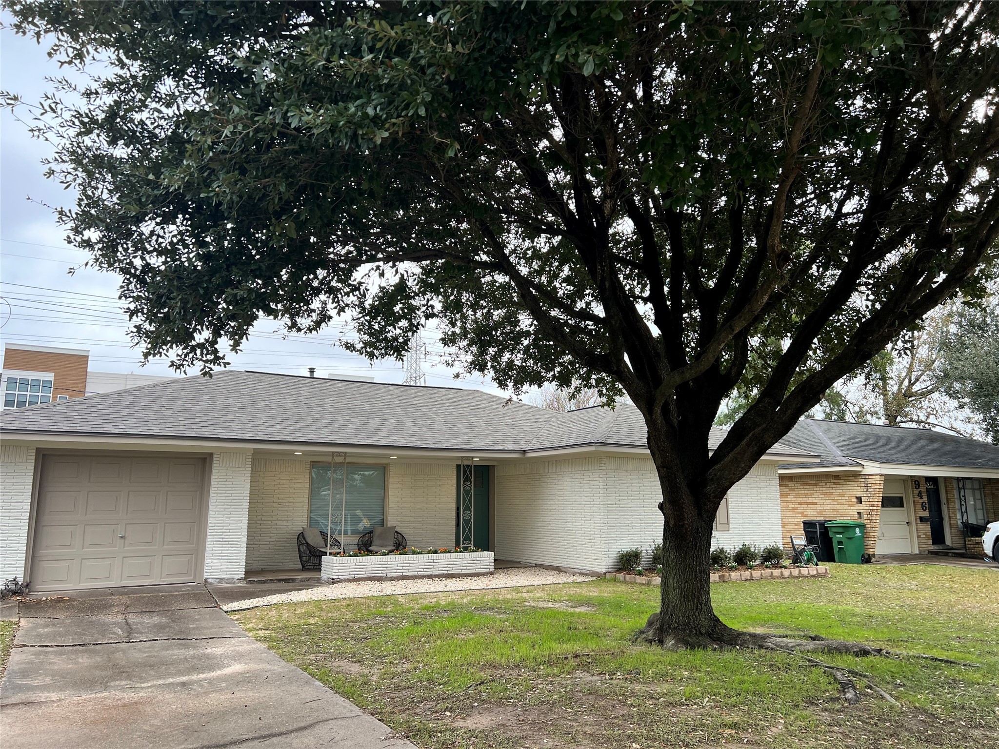 950 W 31st Street Houston TX 77018