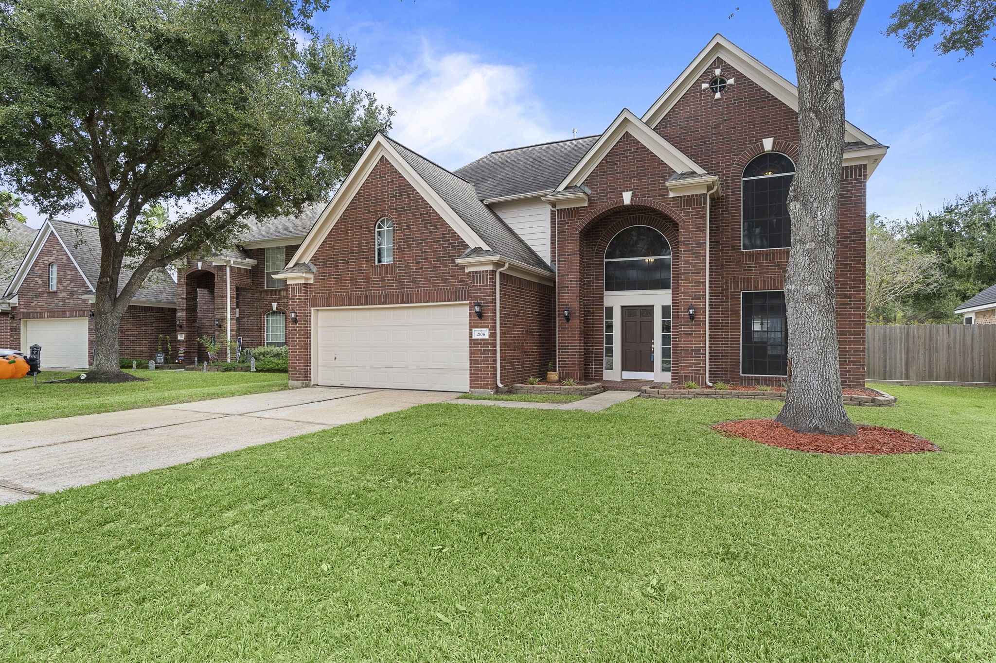 2106 Yacht Harbor Lane League City TX 77573