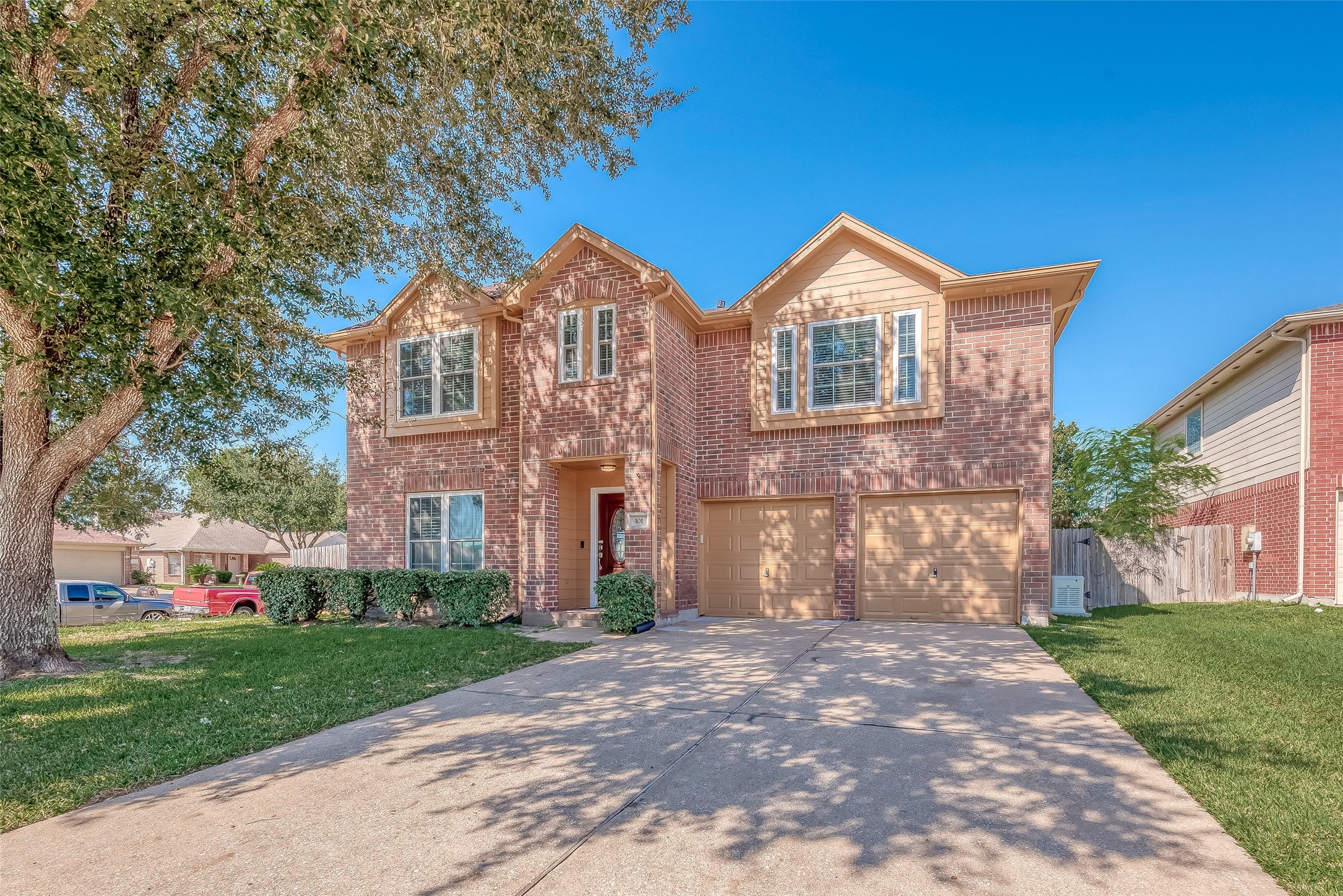 101 Seguin Court La Porte TX 77571