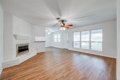 922 W Mierianne Street Houston TX 77088