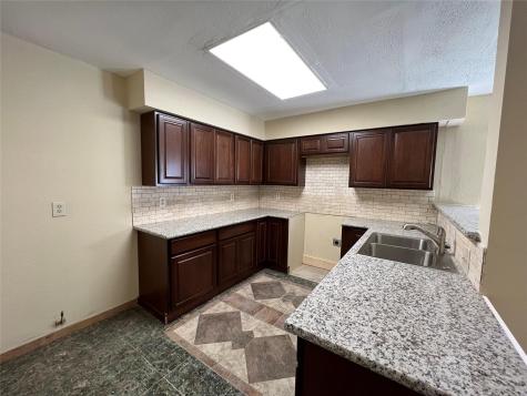 11039 Holworth Drive Houston TX 77072